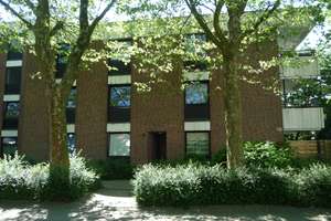 Einzug nach Modernisierung - Gut geschnittene 3 Zimmer Wohnung in Düsseldorf-Knittkuhl.