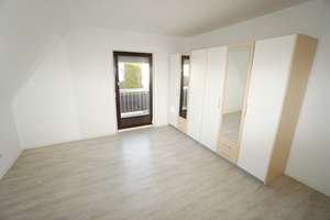 Einfamilienhaus - Altbau - mit schönem Garten in ruhiger Wohnlage von Leonberg-Eltingen – Die vollständige Adresse der Immobilie erhältst du vom Anbieter., 71229 Leonberg – Vorschaubild 13