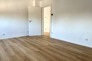 Luxus-Einfamilienhaus mit 3 Bädern, Kamin, Fußbodenheizung & großer Terrasse in Wuppertal – Immenweg 29, 42279 Oberbarmen, Wuppertal – Vorschaubild 24