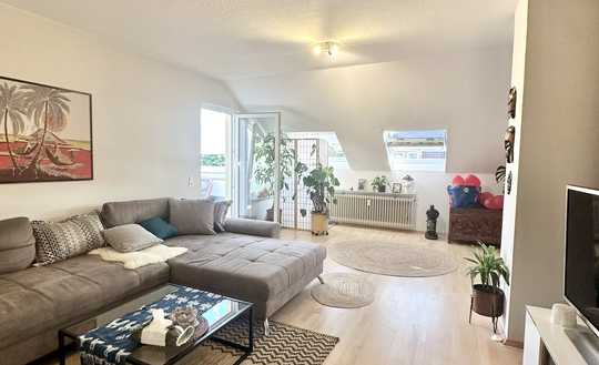 Wohnungspaket - 4,5-Zimmer Oststadtwohnung mit Dachterrasse und tollem Ausblick in Bestlage