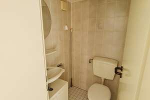 Kleines Haus im Haus: Helle 2,5 Zimmer Maisonette Wohnung mit Terrasse in gepflegter Hofanlage – Die vollständige Adresse der Immobilie erhältst du vom Anbieter., 53123 Lessenich/Meßdorf, Bonn – Vorschaubild 5
