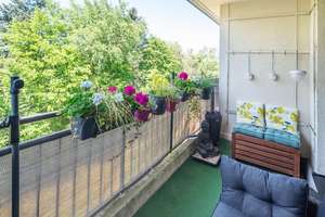 MAIER - 3,5 Zimmer-Dachgeschosswohnung mit Westbalkon, EBK und Aufzug – Die vollständige Adresse der Immobilie erhältst du vom Anbieter., 81927 Johanneskirchen, München – Vorschaubild 4
