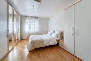 HOCHFELD: 4-Zimmerwohnung mit Wohnküche und Balkon- Loggia – Die vollständige Adresse der Immobilie erhältst du vom Anbieter., 86159 Hochfeld, Augsburg – Vorschaubild 7