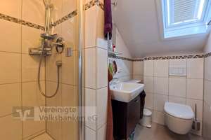 Mehrfamilienhaus: Interessante Kapitalanlage in gefragter Lage Reutlingens! – Die vollständige Adresse der Immobilie erhältst du vom Anbieter., 72766 Reutlingen-Mitte, Reutlingen – Vorschaubild 8