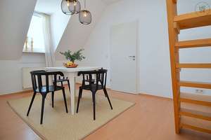 Sehr schöne möblierte 4-Zimmer Dachwohnung mit Internet und Dachterrasse in Wiesbaden – Die vollständige Adresse der Immobilie erhältst du vom Anbieter., 65197 Rheingauviertel / Hollerborn, Wiesbaden – Vorschaubild 8