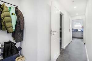 Bremen-Walle: Modernisierte schöne 3- Zimmer Wohnung mit Balkon – Die vollständige Adresse der Immobilie erhältst du vom Anbieter., 28219 Osterfeuerberg, Bremen – Vorschaubild 4