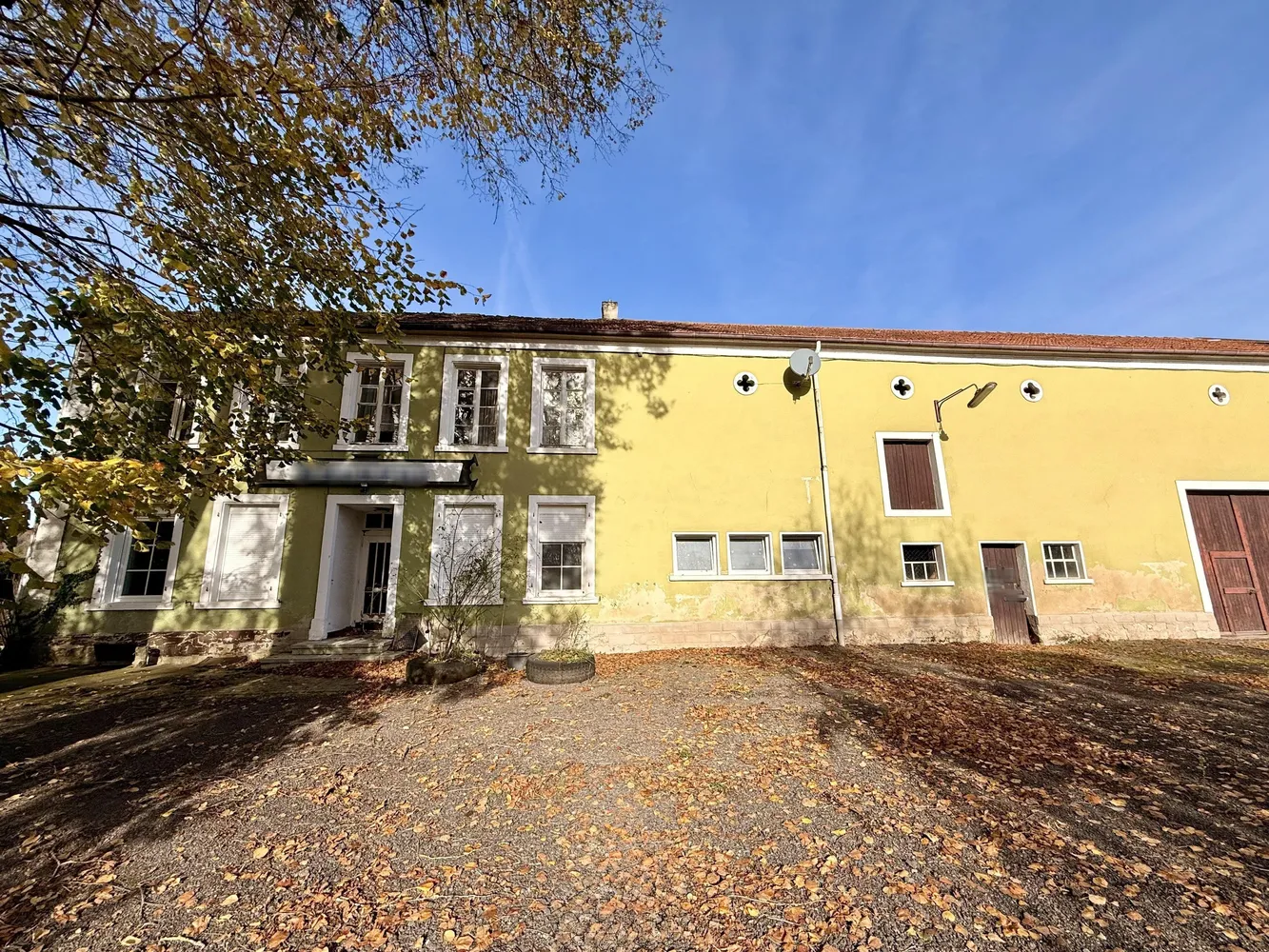 Schöner Bauernhof mit großem Grundstück und vielfältigen Nutzungsmöglichkeiten!, Saarlouis Kreis – Bild 4