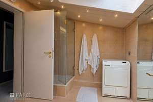 Zentrum vor der Tür - Natur vor dem Fenster! Penthouse in kleiner Einheit – Die vollständige Adresse der Immobilie erhältst du vom Anbieter., 61350 Bad Homburg vor der Höhe – Vorschaubild 8
