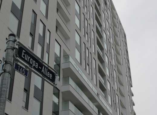 Schöne, geräumige drei Zimmer Wohnung im Luxushaus AXIS mit Concierge