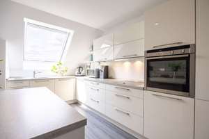 Hochwertige Dachgeschosswohnung mit besonderem Charme und smartem Komfort in Junkersdorf – Die vollständige Adresse der Immobilie erhältst du vom Anbieter., 50858 Junkersdorf, Köln – Vorschaubild 4