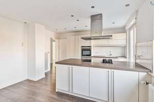 Property thumbnail 10