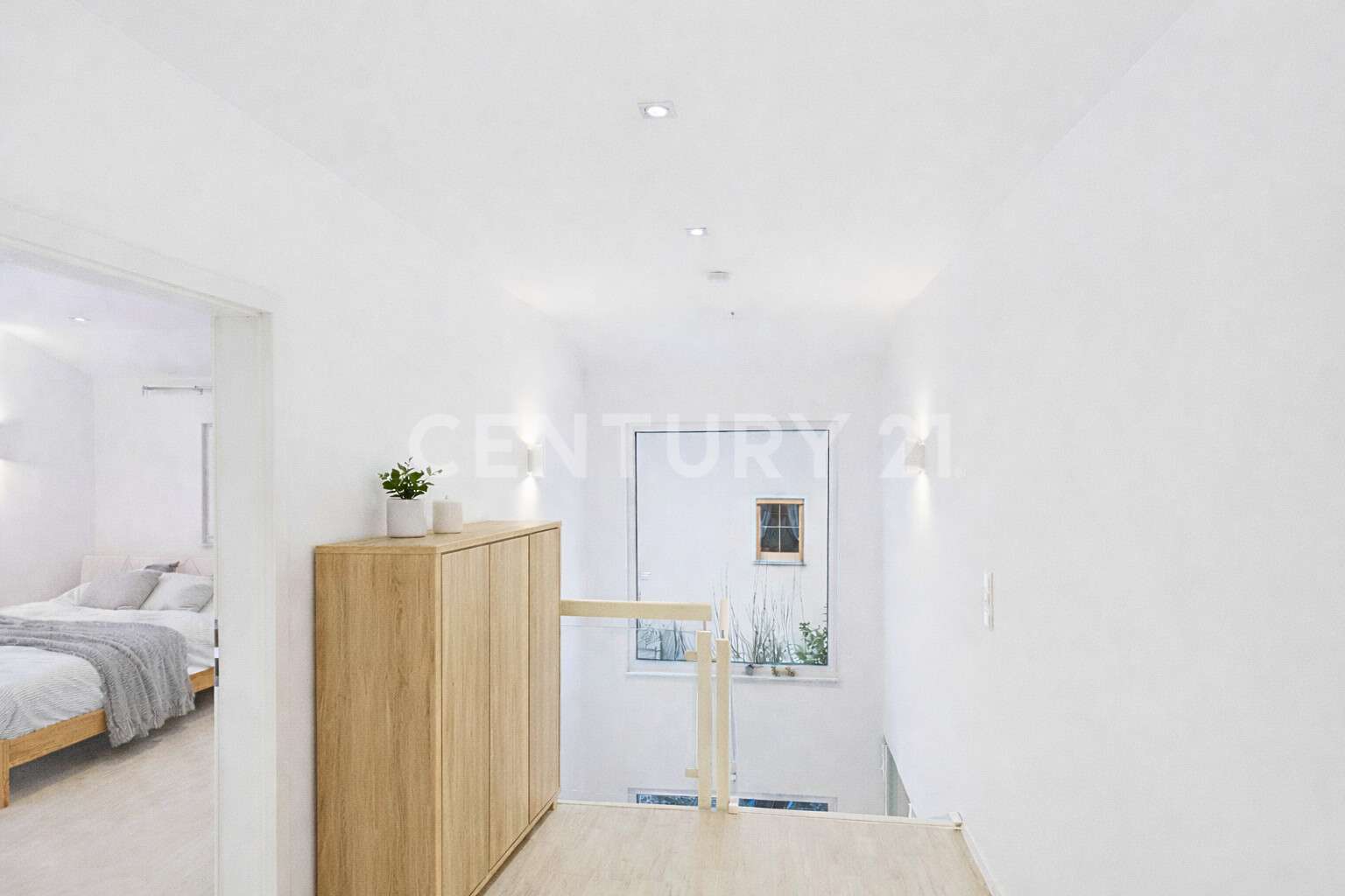 Immobilie in Schnaitsee - Luxuriös. Lichtdurchflutet. Großzügig. Ein Zuhause mit Wow-Effekt. - Bild 8