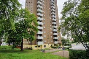 Stuttgart-Giebel: 2. OG: VERMIETETE, 3-Zimmer-Wohnung im Mehrfamilienhaus mit herrlicher Aussicht! – Krokodilweg 40, 70499 Bergheim, Stuttgart – Vorschaubild 4