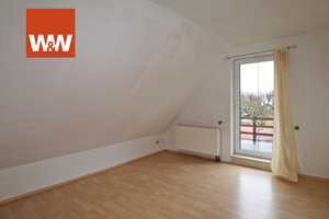 AUCH FÜR ZWEI FAMILIEN: WOHNHAUS MIT DOPPELHAUSCHARAKTER + EINBAUKÜCHEN + GARAGE + DOPPELCARPORT – Parchim (Kreis) – Vorschaubild 14