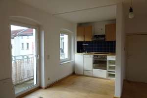 2-Zimmer Maisonette-Wohnung im 4. OG in Berlin-Friedrichshain, renovierungsbedürftig – Die vollständige Adresse der Immobilie erhältst du vom Anbieter., 10243 Friedrichshain, Berlin – Vorschaubild 5