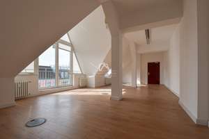 TOP LAGE | AUSBLICK ÜBER BERLIN IN CHARLOTTENBURG  | PROVISIONSFREI | – Niebuhrstraße 10, 10629 Charlottenburg, Berlin – Vorschaubild 3