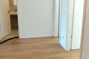 Attraktive 3-Zimmer-Wohnung mit Terrasse, Einbauküche und Tiefgaragenstellpl – Clara-Schumann-Straße 5, 93049 Westenviertel, Regensburg – Vorschaubild 8