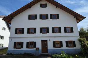 Viel Platz für den Alltag in diesem sanierten Einfamilienhaus in Pähl