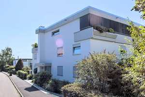 Komplett sanierte 2-Zimmer-Wohnung mit Südbalkon in Bietigheim-Bissingen – Ludwigsburg (Kreis) – Vorschaubild 1