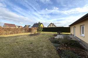 Wohlfühlen auf einer Ebene 
Massivbungalow mit Carport,
Fußbodenheizung + Kamin
in Wolfen OT Reud – Torfweg 15, 6766 Bitterfeld-Wolfen – Vorschaubild 13