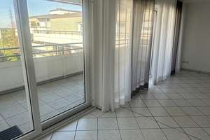 Wunderschöne helle 4 Zimmerwohnung mit Tiefgarage !! – Thomas-Mann-Str. 69, 41068 Venn, Mönchengladbach – Vorschaubild 3