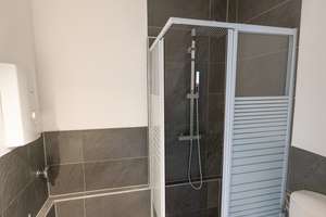Sonniges Appartement mit großem Balkon – Aufzug – Küche – neues Bad in St. Johannis – Fleischmannstraße 26, 90419 Sandberg, Nürnberg – Vorschaubild 3