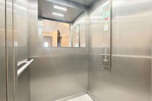 Solide Kapitalanlage mit 3.8% BME im KFW 55 Haus: 3 Zimmer Dachgeschosswohnung nahe Teltower Kanal – Die vollständige Adresse der Immobilie erhältst du vom Anbieter., 14513 Teltow – Vorschaubild 4