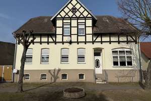 MEHRGENERATIONENHAUS mit GARAGE + GARTEN – Hauptstraße 13, 39638 Klüden – Vorschaubild 3