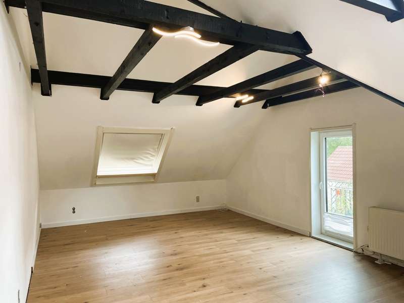 Immobilie in Schwanewede - *Achtung Preisreduktion!*
Viel Potential - Teilvermietetes Zweifamilienhaus inkl. Baugrundstück - Bild 4