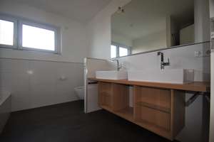 Heilbronn-Ost: Exklusive 3-Zi. Wohnung in Bestlage mit wunderschöner Aussicht – Die vollständige Adresse der Immobilie erhältst du vom Anbieter., 74074 Heilbronn, Heilbronn – Vorschaubild 6