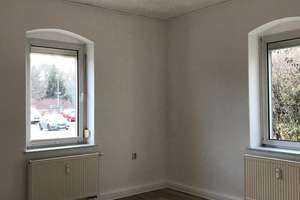 Helle 2 Zimmer Wohnung 2. OG Cossebaude