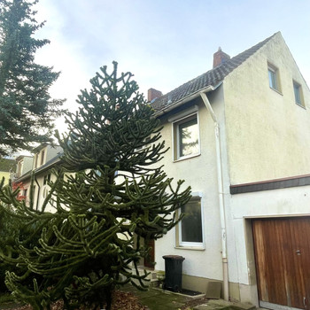 AW  IVD. Rodenkirchen, Eckhaus, zentrumsnahe Ruhiglage, sonniger SW Garten, Garage, bezugsfrei