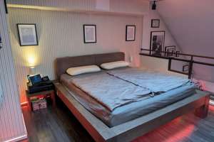 Traumhafte Dachgeschosswohnung mit Balkon in Krefeld Stadtmitte – Die vollständige Adresse der Immobilie erhältst du vom Anbieter., 47798 Stadtmitte, Krefeld – Vorschaubild 17