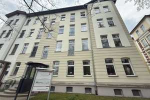 Stilvolle 2 Zimmer Wohnung mit Balkon in bester Lage Erfurt