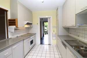 Charmantes Reihenendhaus in Reutlingen mit Garten & Garage in Toplage – Reutlingen (Kreis) – Vorschaubild 4