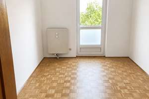 Ab sofort: Großzügige 3 Zimmer Wohnung mit 2 Balkonen – Von-Reuter-Straße 2, 80997 Allach, München – Vorschaubild 3