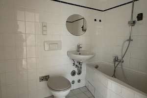 Praktisches Apartment mit Balkon und Wannenbad - für max. 2 Personen! – Kastanienallee 117, 12627 Hellersdorf, Berlin – Vorschaubild 5