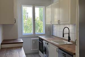 Helle 2-Zimmer Wohnung im 3. OG in Berlin Charlottenburg, ohne Maklergebühr – Goethestraße 74, 10623 Charlottenburg, Berlin – Vorschaubild 8