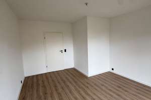 Moderne WG-Wohnung in guter Lage – In der Adelenhütte 2, 51143 Zündorf, Köln – Vorschaubild 2
