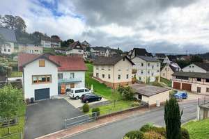 Freistehendes 1 FMH mit ca. 1000qm Grundstück / Bauplatz  *** Sanierungsbedürftig – Die vollständige Adresse der Immobilie erhältst du vom Anbieter., 97846 Partenstein – Vorschaubild 2