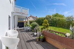 Alpenpanorama in Meersburg! 
Wunderschöne Erdgeschosswohnung mit Terrasse – Die vollständige Adresse der Immobilie erhältst du vom Anbieter., 88709 Meersburg – Vorschaubild 4