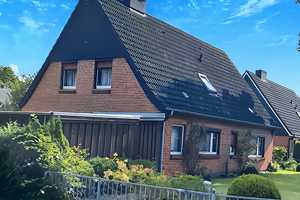 ++Neuer Preis++ Charmantes Einfamilienhaus - 110 m², vier Zimmer, zwei Bäder, Keller, HWR, Garage – Schleswig-Flensburg (Kreis) – Vorschaubild 1