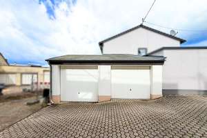 Trier-Filsch: Reihenmittelhaus als 3-FH mit zwei Balkonen, zwei Garagen & zwei PKW-Außenstellplätzen – Die vollständige Adresse der Immobilie erhältst du vom Anbieter., 54296 Filsch, Trier – Vorschaubild 3