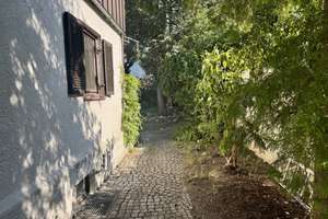 Alte Seele erhofft neuen Schwung – kleine DHH mit parkähnlichem Garten in schöner Lage – Die vollständige Adresse der Immobilie erhältst du vom Anbieter., 81245 Obermenzing, München – Vorschaubild 19