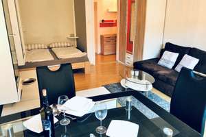 Renoviertes, vollmöbliertes Apartment mit Loggia & EBK im Heusteigviertel - Tandem Garage optional – Immenhoferstr 1, 70180 Lehen, Stuttgart – Vorschaubild 3