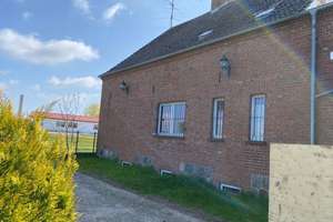 Malchin: 3.600 m² Grundstück mit 2 Familienhaus frisch saniert per SOFORT zu VERKAUFEN – Basedowerstr 82, 17139 Malchin – Vorschaubild 7
