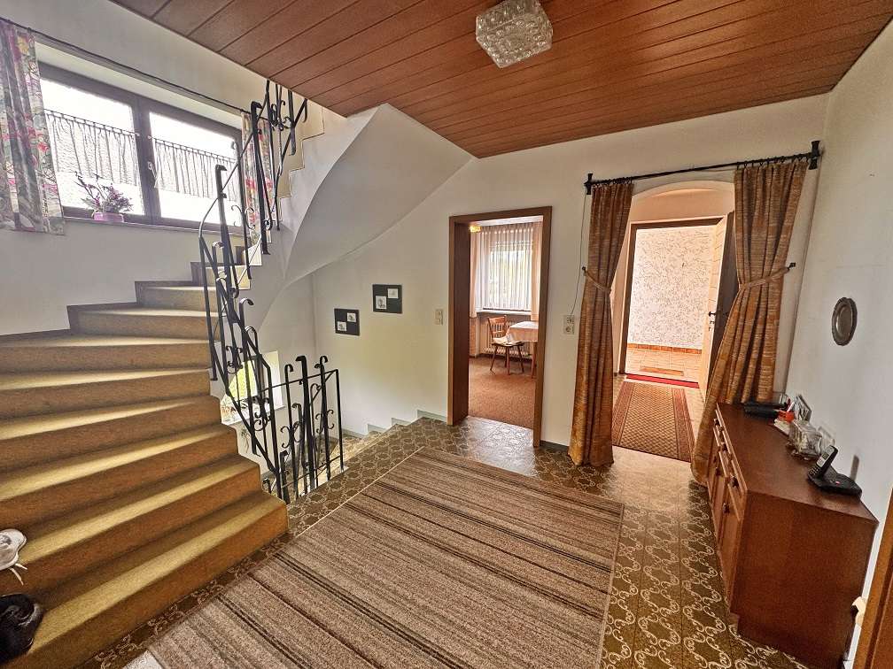 Einfamilienhaus mit Keller in ruhiger Lage, Deggendorf Kreis – Bild 4