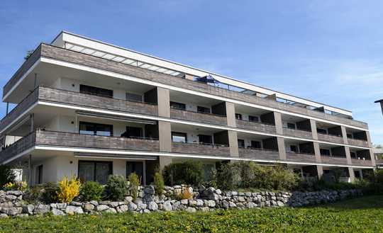 Großzügige 4,5-Zimmer-Wohnung mit Balkon & Top-Ausstattung in zentraler Lage von Ailingen