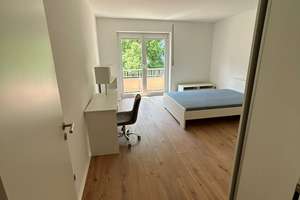 3 schöne helle Zimmer teilmöbliert zu vermieten
