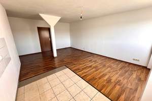 *Ganz oben* Dachgeschosswohnung mit offener Küche & Tageslichtbad! ab sofort